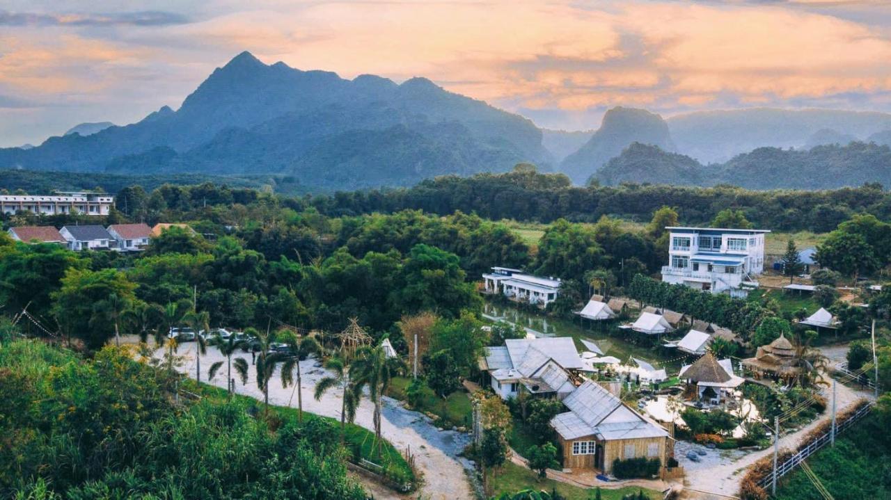 Nang Non Camping Ville นางนอนแค้มป์ปิ้งวิลล์ Mae Sai Zewnętrze zdjęcie