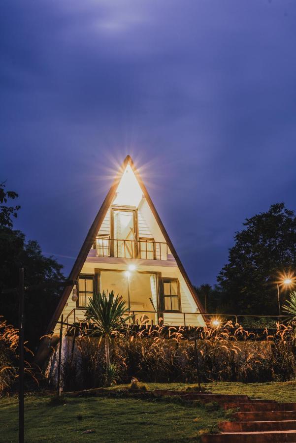 Nang Non Camping Ville นางนอนแค้มป์ปิ้งวิลล์ Mae Sai Zewnętrze zdjęcie