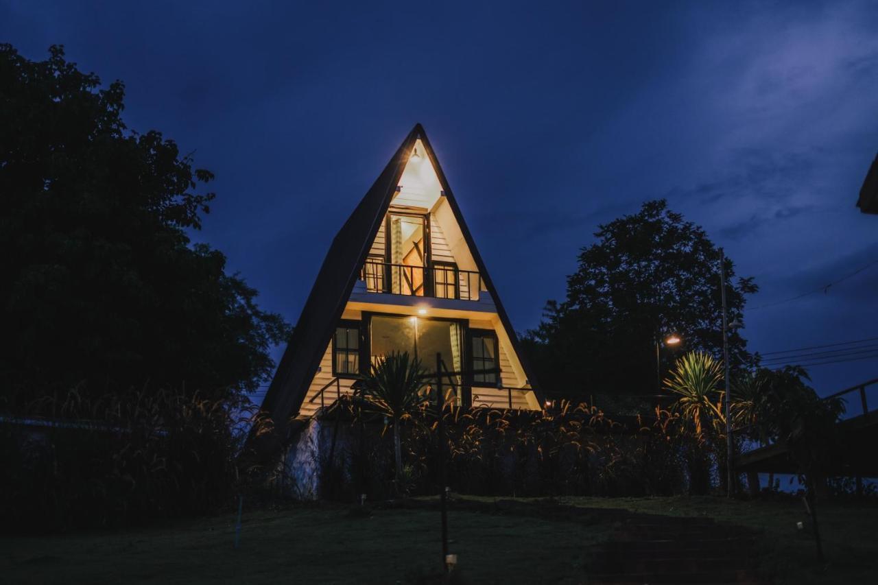 Nang Non Camping Ville นางนอนแค้มป์ปิ้งวิลล์ Mae Sai Zewnętrze zdjęcie